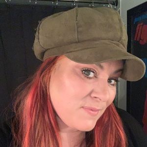 Olive soft faux suede frayed newsboy cap hat pesky